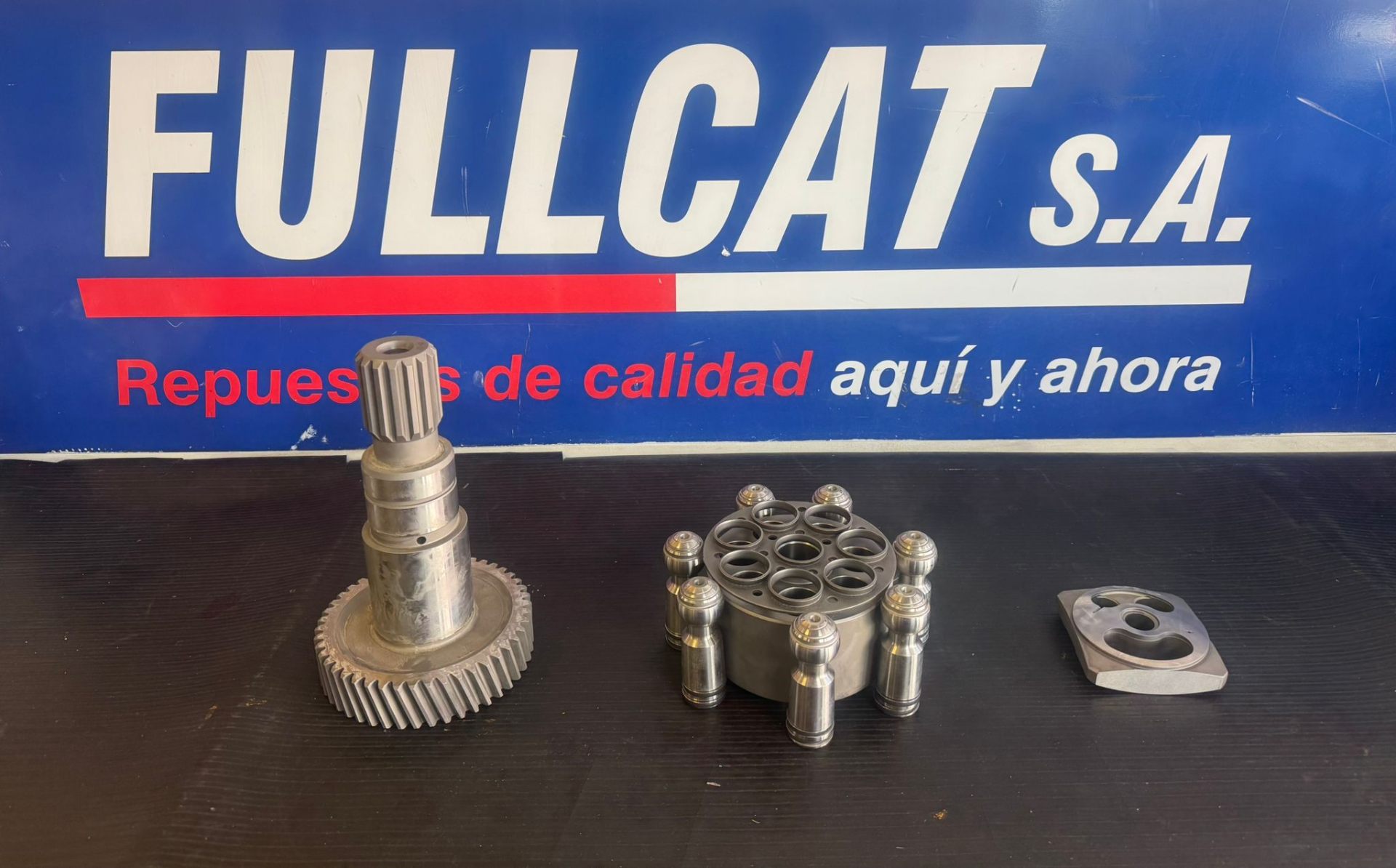 Repuesto Caterpillar 1884097 - 330C 345B | Eje y Plato