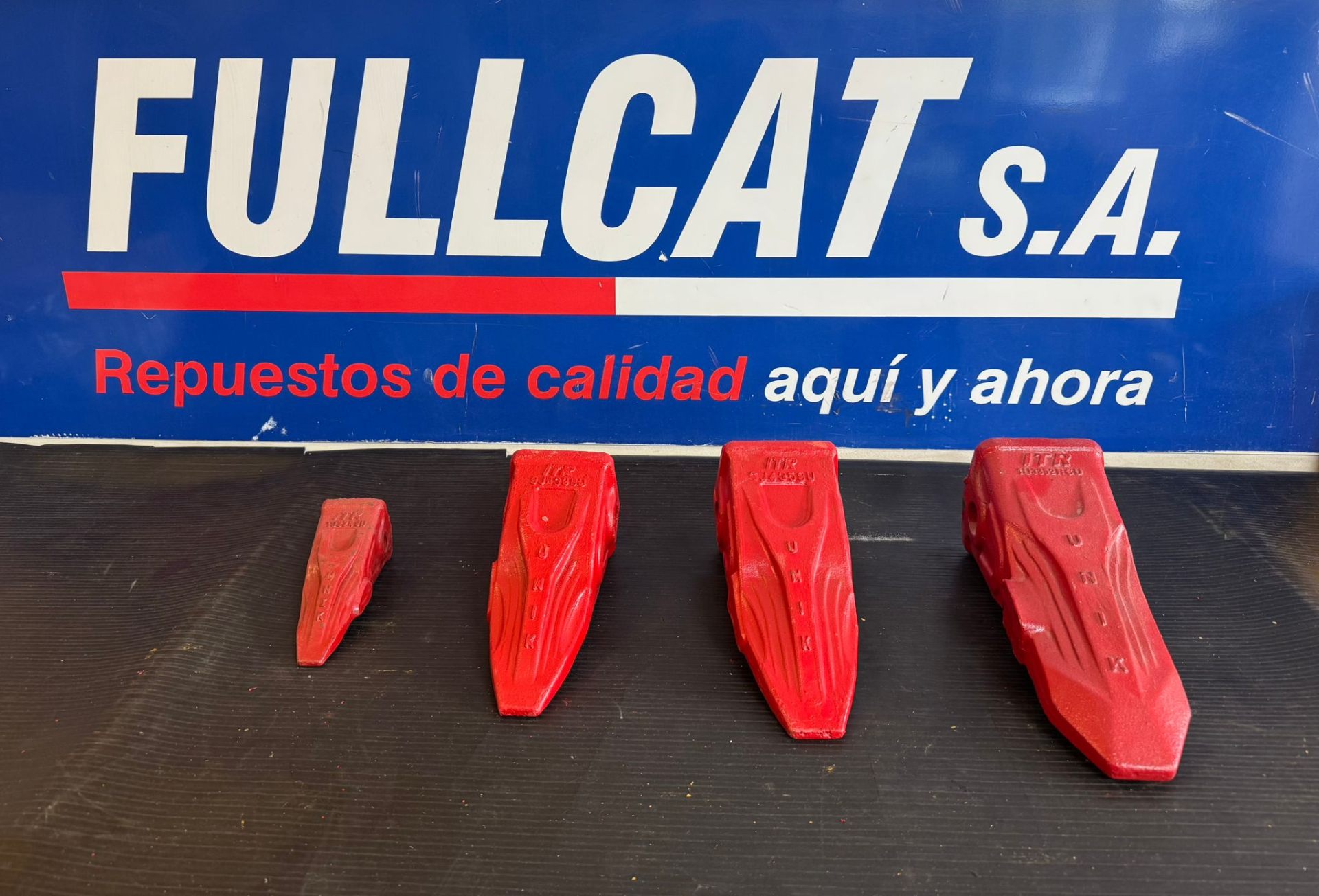 Repuesto Caterpillar 1U3209 / 9J4309 / 9J4359 / 1U3352 - 428 320 330 950 | Púas