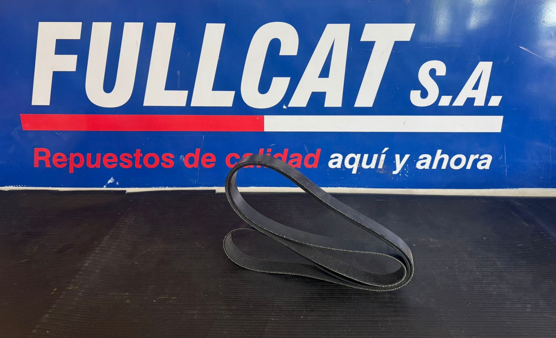 Repuesto Caterpillar 2412896 - C7 325D D8N | Correa 8PK