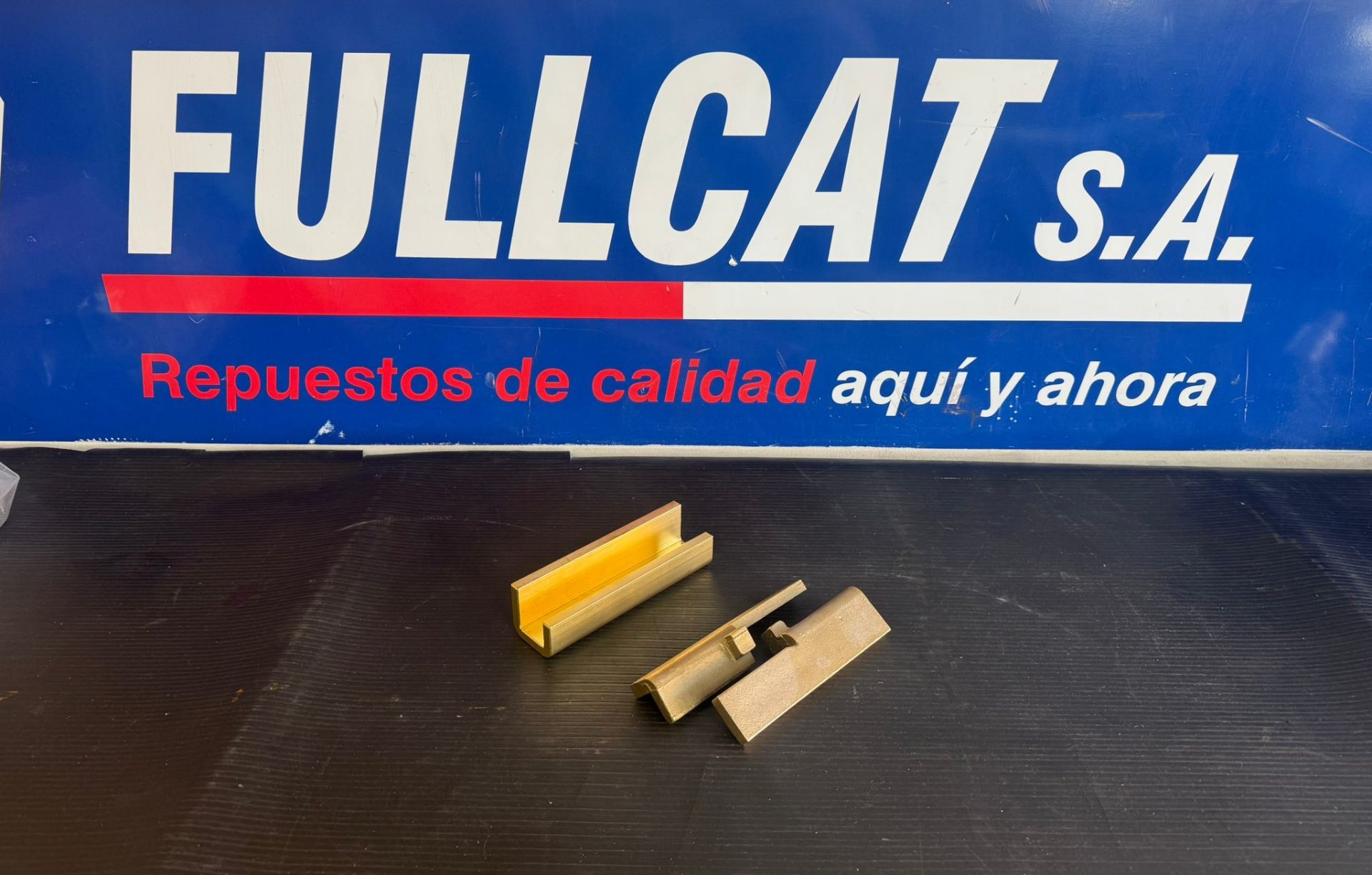 Repuesto Caterpillar 2761317 / 2761318 / 2761319 - Stripwears | 120 140 160 - Series GC, K y M