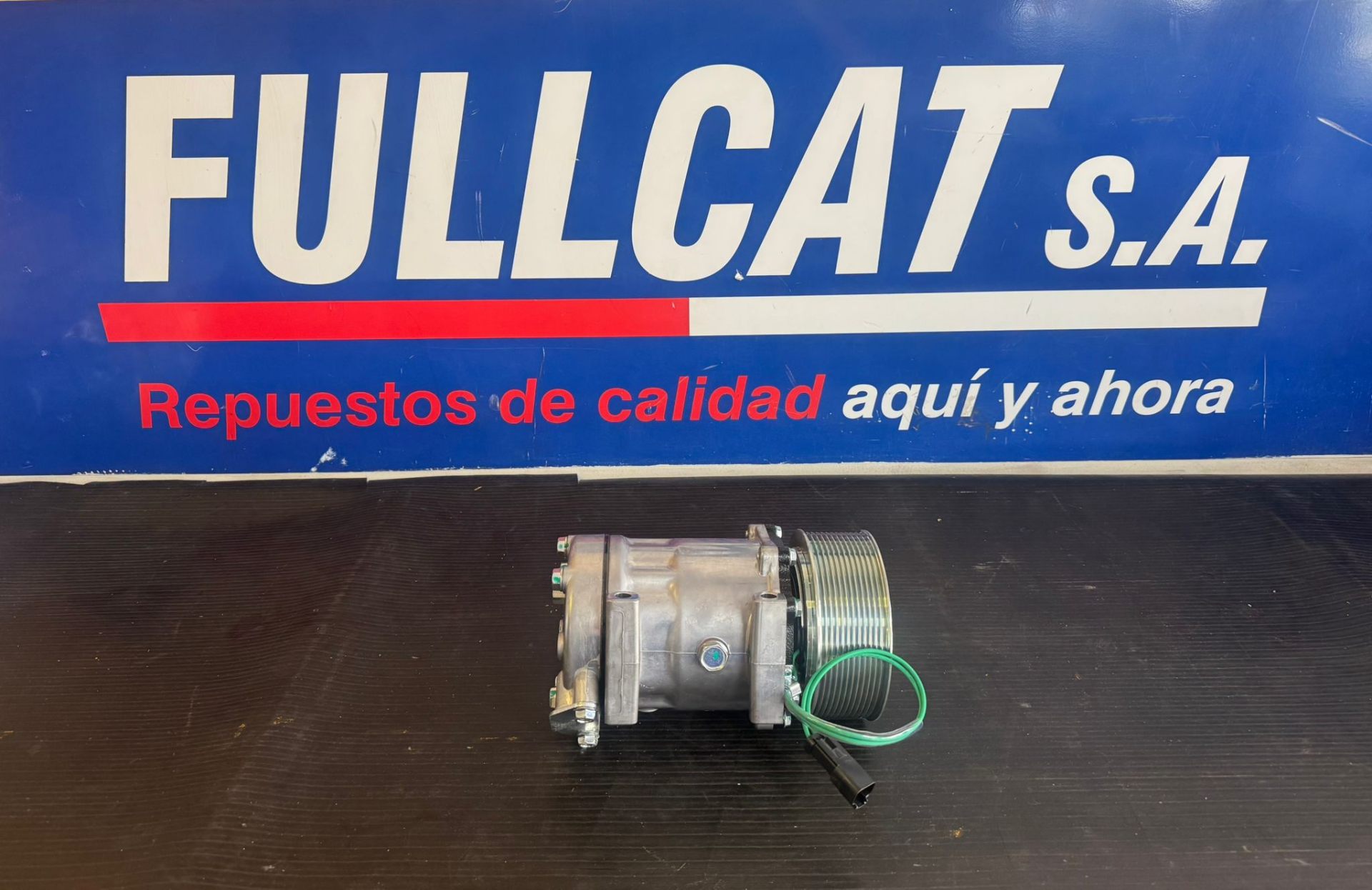 Repuesto Caterpillar 3729295 - 320 330 D, E, F | Compresor A/A