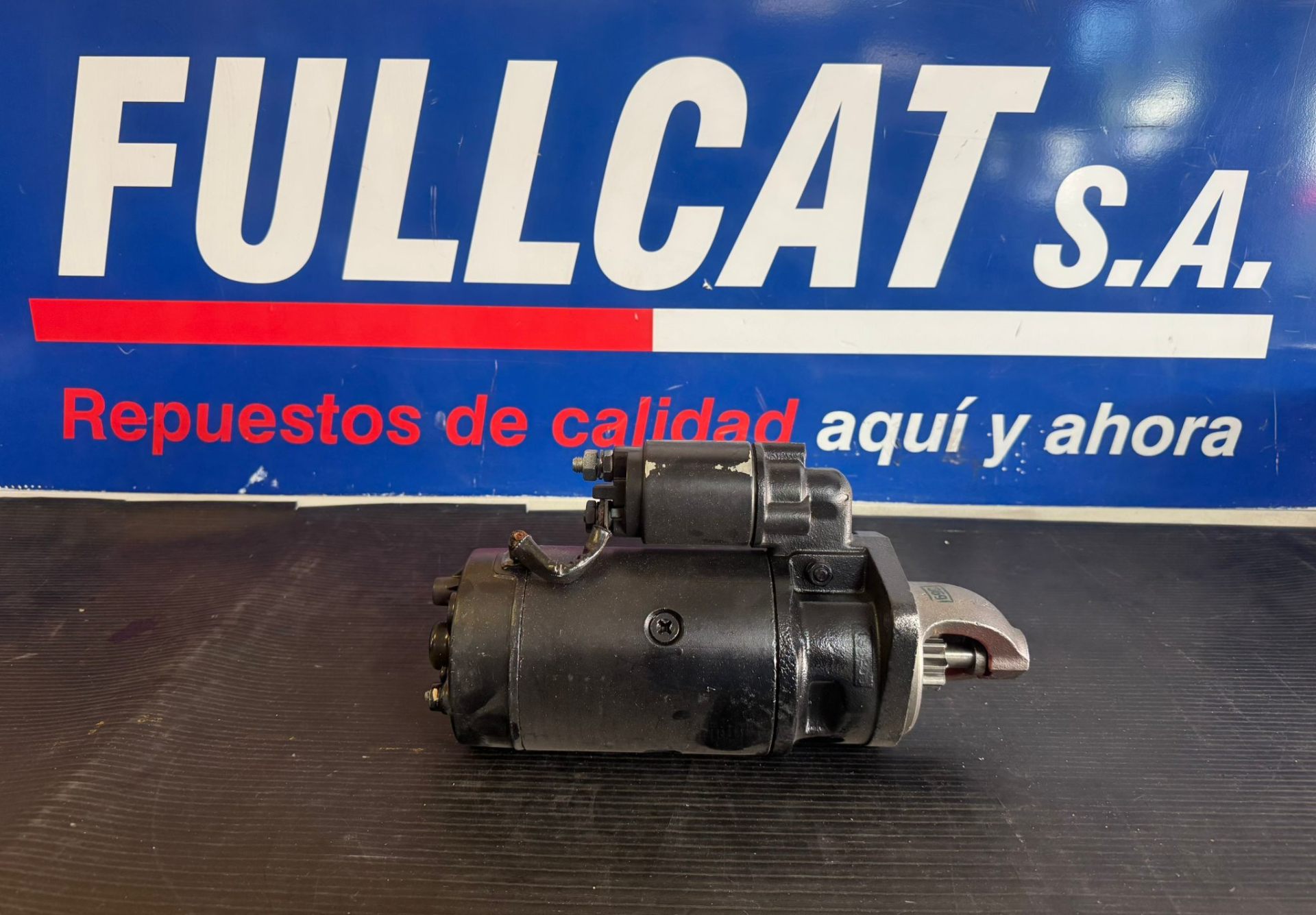 Repuesto Caterpillar 1008224 - 3054C / Compactador