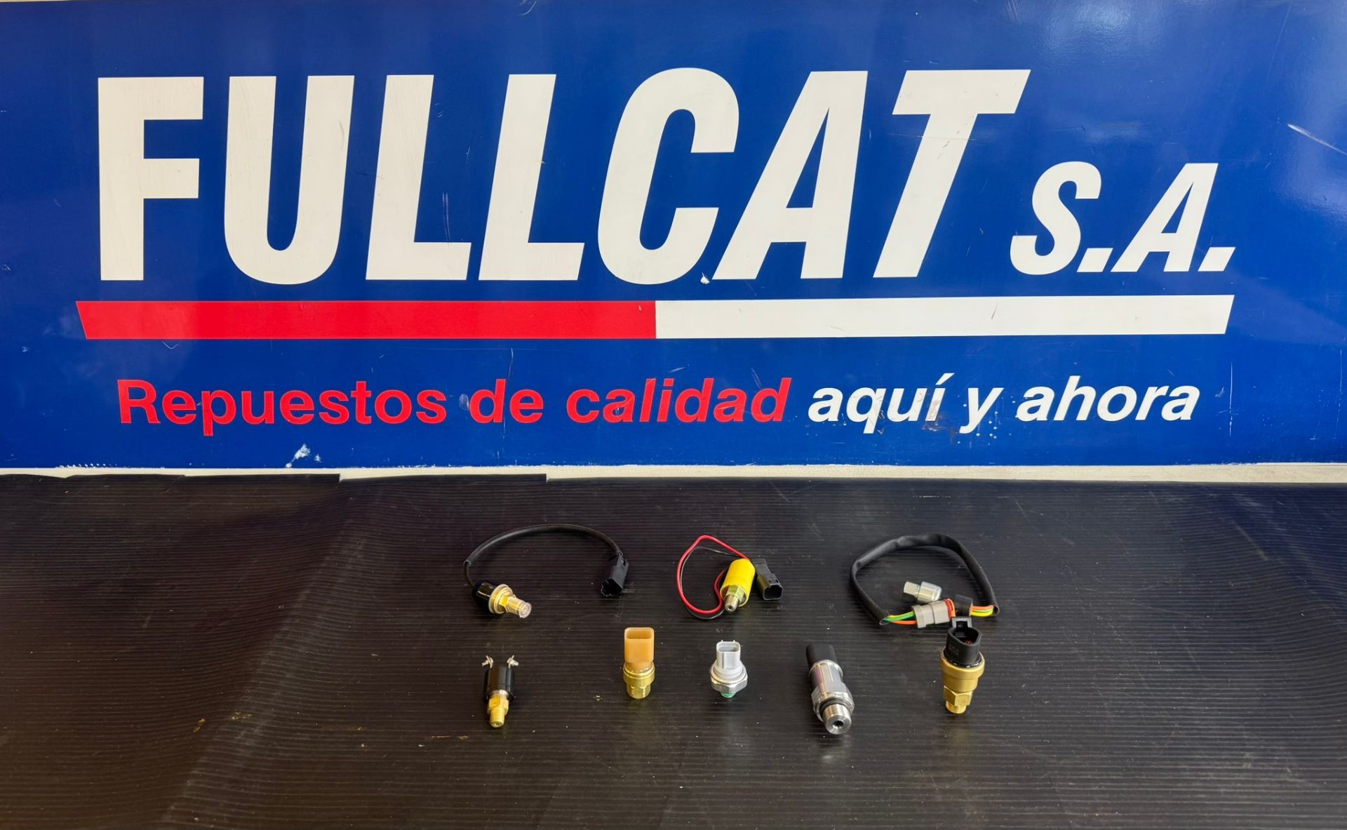 Repuesto Caterpillar 1070611 / 1300270 / 1611703 / 1946725 / 4343436 / 2537910 / 2746719 / 3095768 / 3095769 / 9G8010 - Sensores de Presión | Para toda maquinaria CAT
