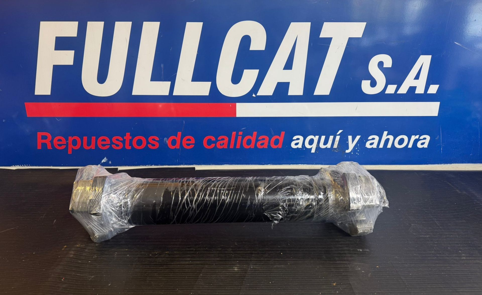 Repuesto Caterpillar 7K3527 - 930 | Eje de Transmisión