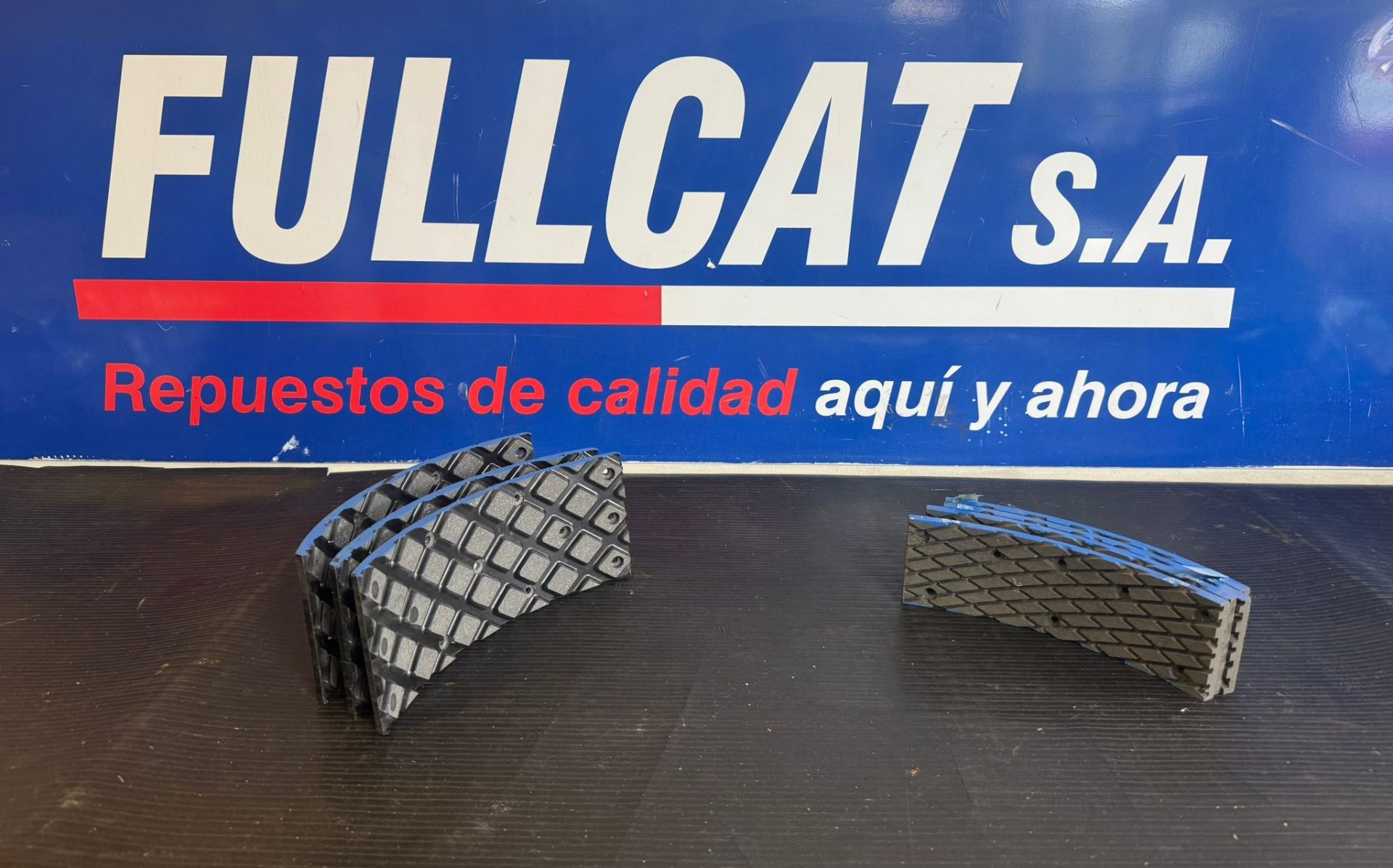 Repuesto Caterpillar 6Y2384 / 6Y2370 - D6D D9H D9G | Cintas de Freno