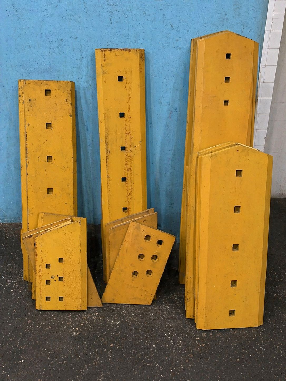 Repuesto Caterpillar 9J3656 / 4T2988 / 6Y5540 / 4T6381 / 3G4282 / 1026745 / 1026744 - Cuchillas | Para toda maquinaria CAT