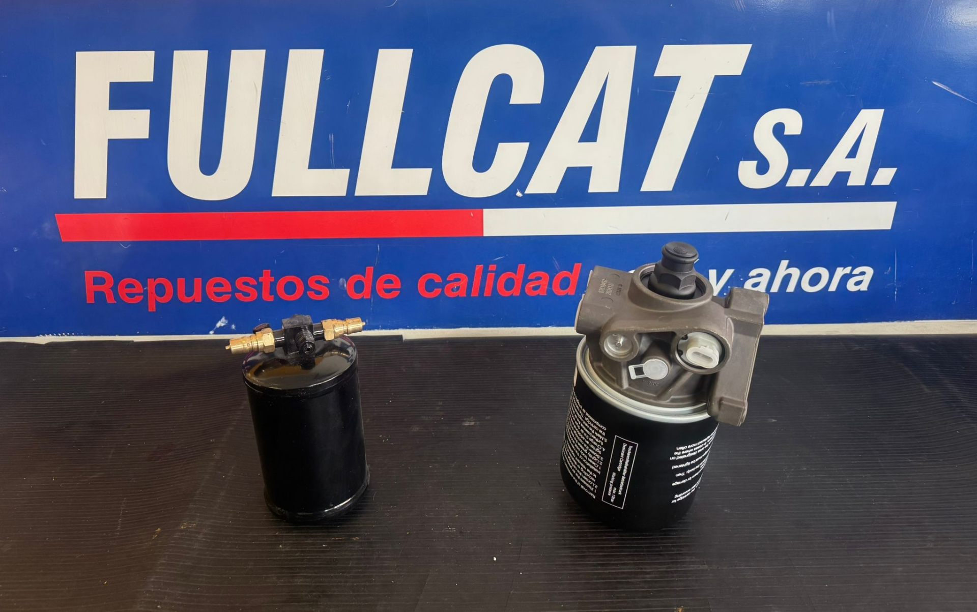 Repuesto Caterpillar 1065532 / 4503729 - D350E D8N 120K 160K | Filtro Secador