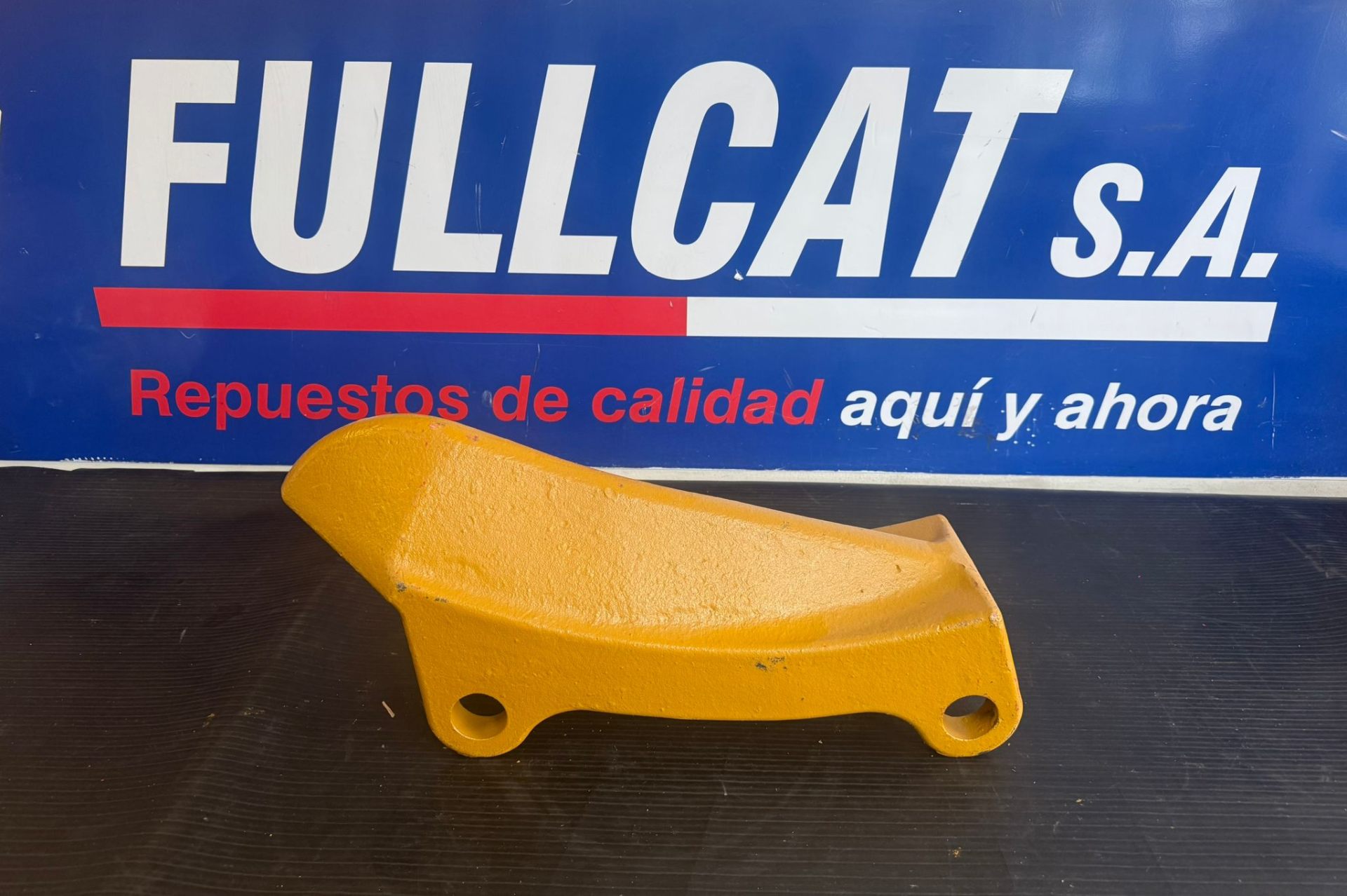 Repuesto Caterpillar 8E1848 - D8N D8T | Protector