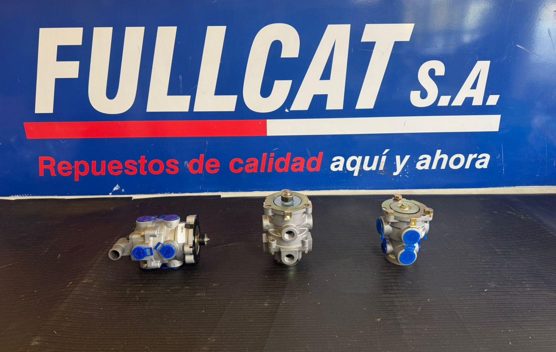 Repuesto Caterpillar 4D2287 / 8W5651 / 6G4825 - 930 950 120H 140 G, H | Válvulas de Freno