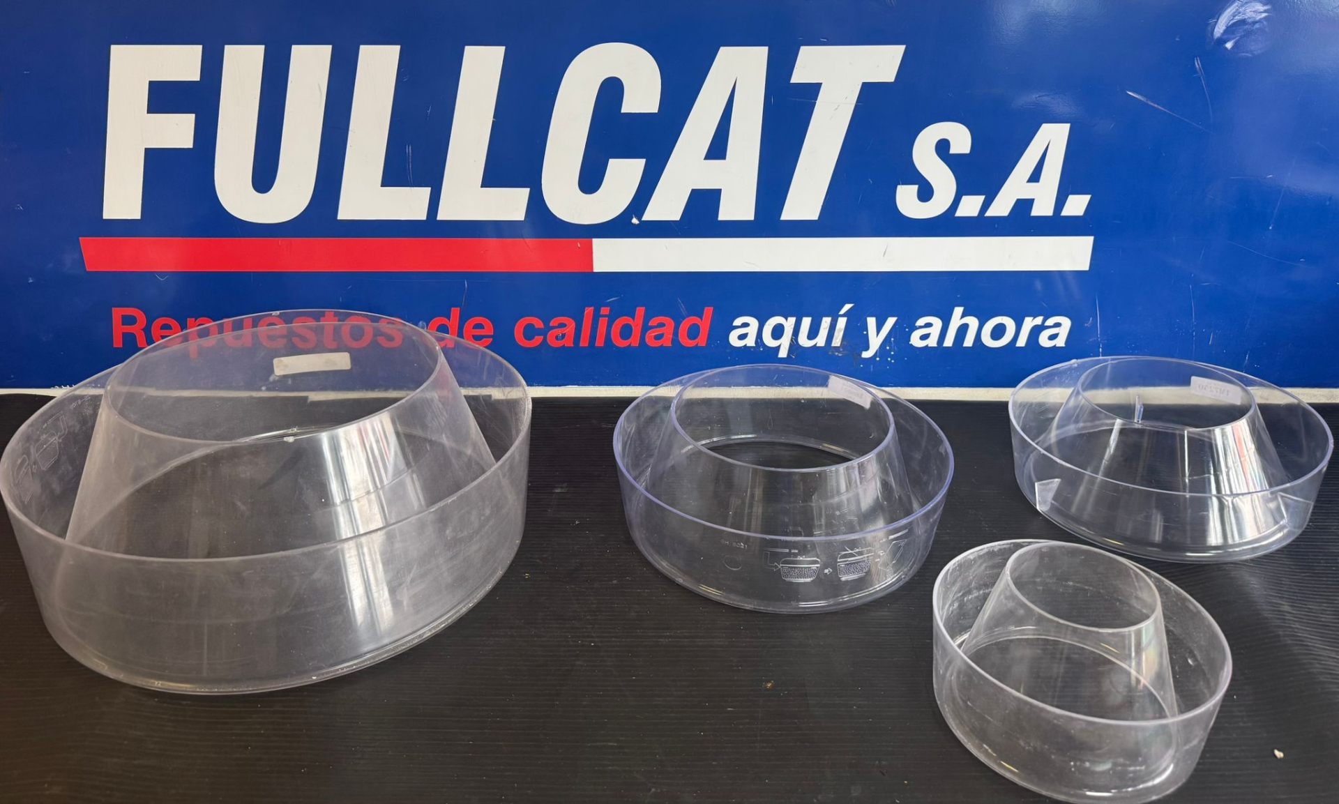 Repuesto Caterpillar 1M7250 / 8H2023 / 6H8021 / 2S6708 - Vasos de Predepurador | Para todos los modelos CAT