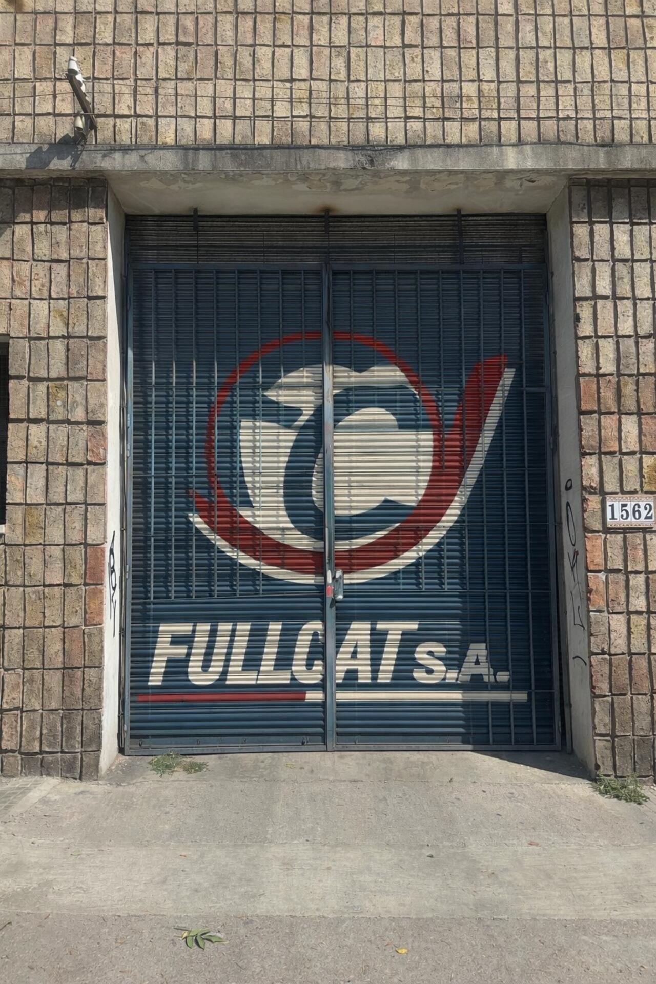Maquinaria pesada Caterpillar en operación - Todo en stock, todo en Full Cat